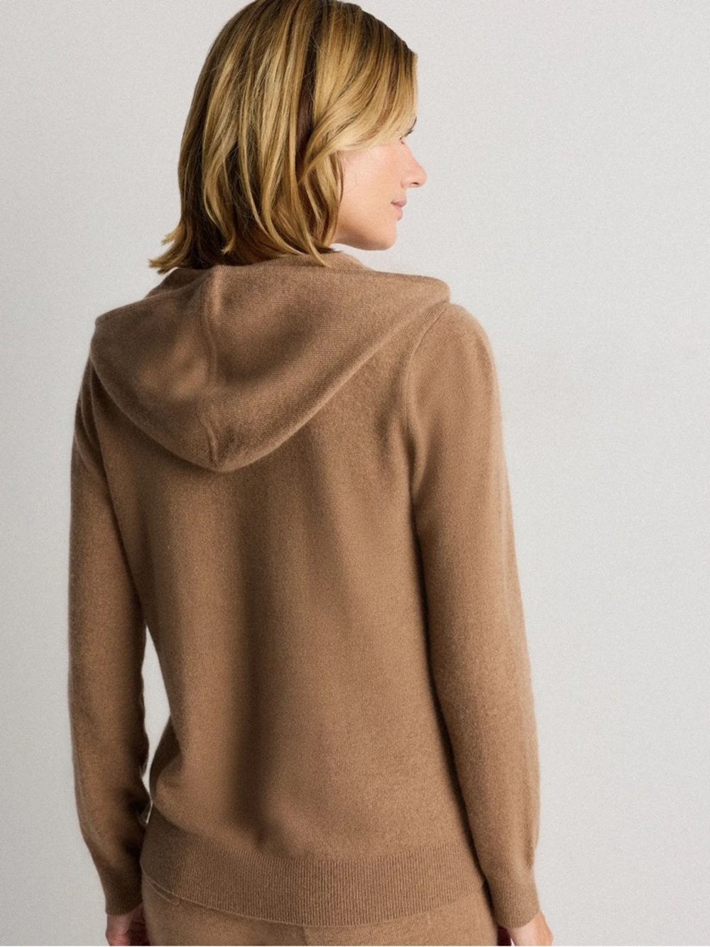 NWT Quince Mongolian Cashmere Zip Front Sweater Hoodie- Teak Camel Medium - Picture 2 of 7